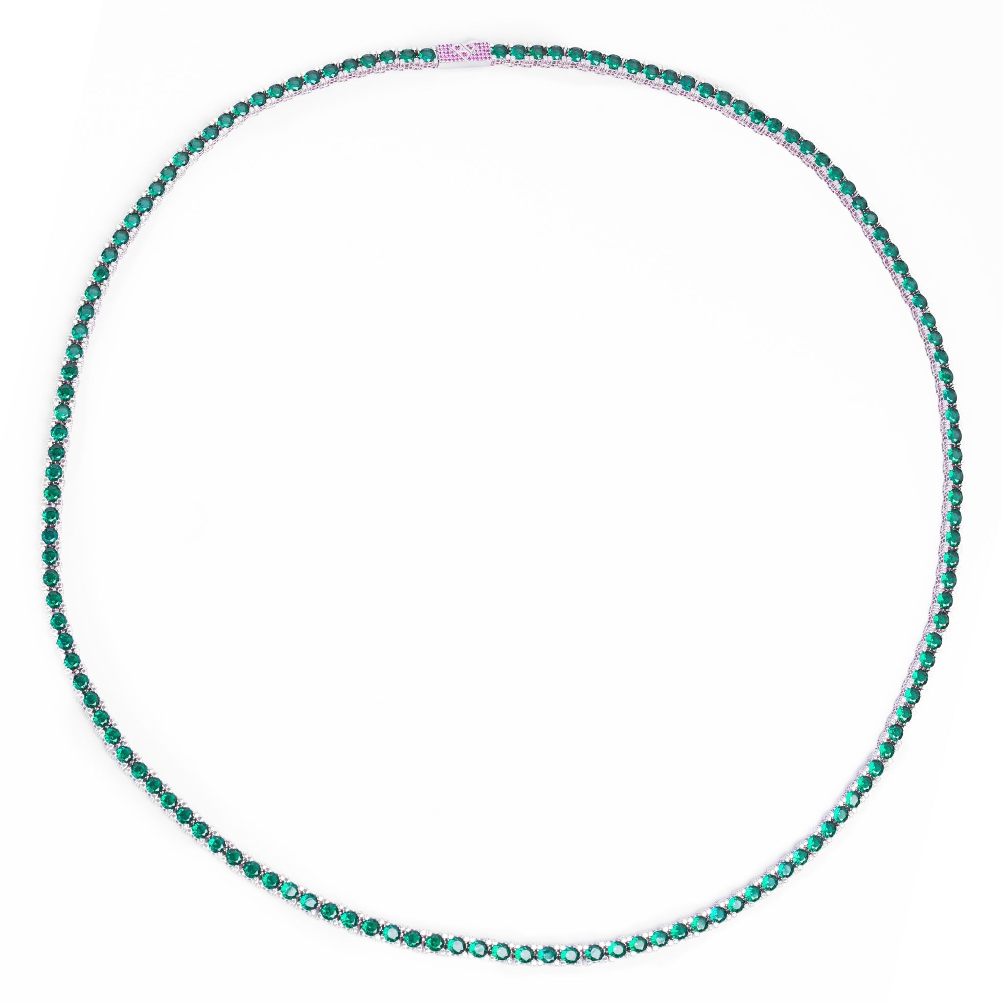 Circular layout showing full length of 4MM iced out tennis chain