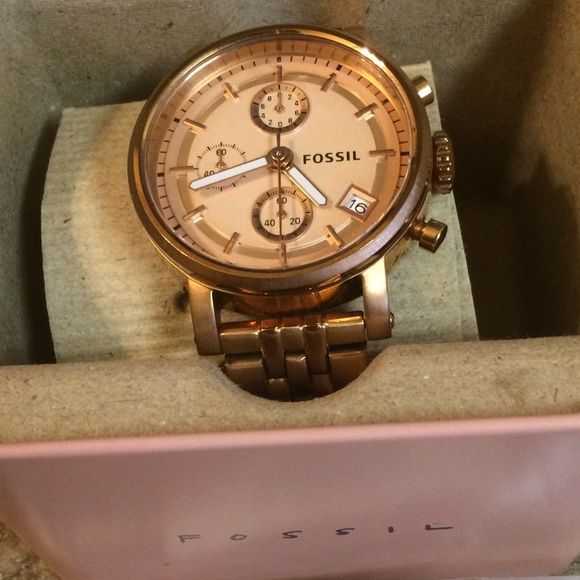 Fossil Boyfriend Chronograph Rose Gold-tone Dial Ladies Watch ES3380