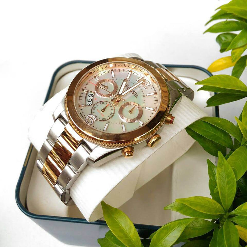 Fossil Perfect Boyfriend Mother Of Pearl Dial Ladies Watch ES4135
