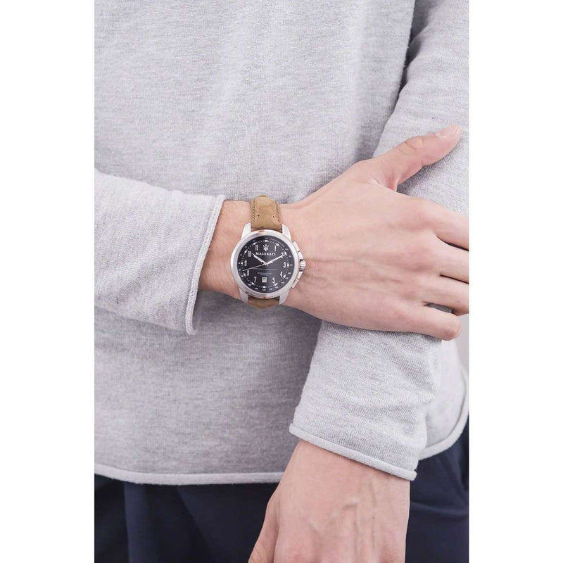 Maserati Successo Black Dial Beige Leather Men's Watch R8851121004