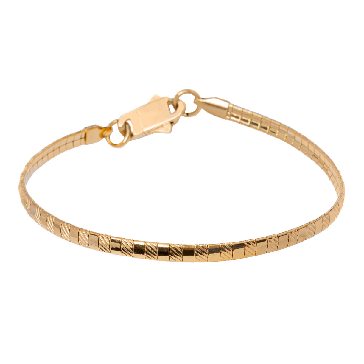 Big Daddy 4MM gold omega bracelet showing lobster clasp and continuous link design