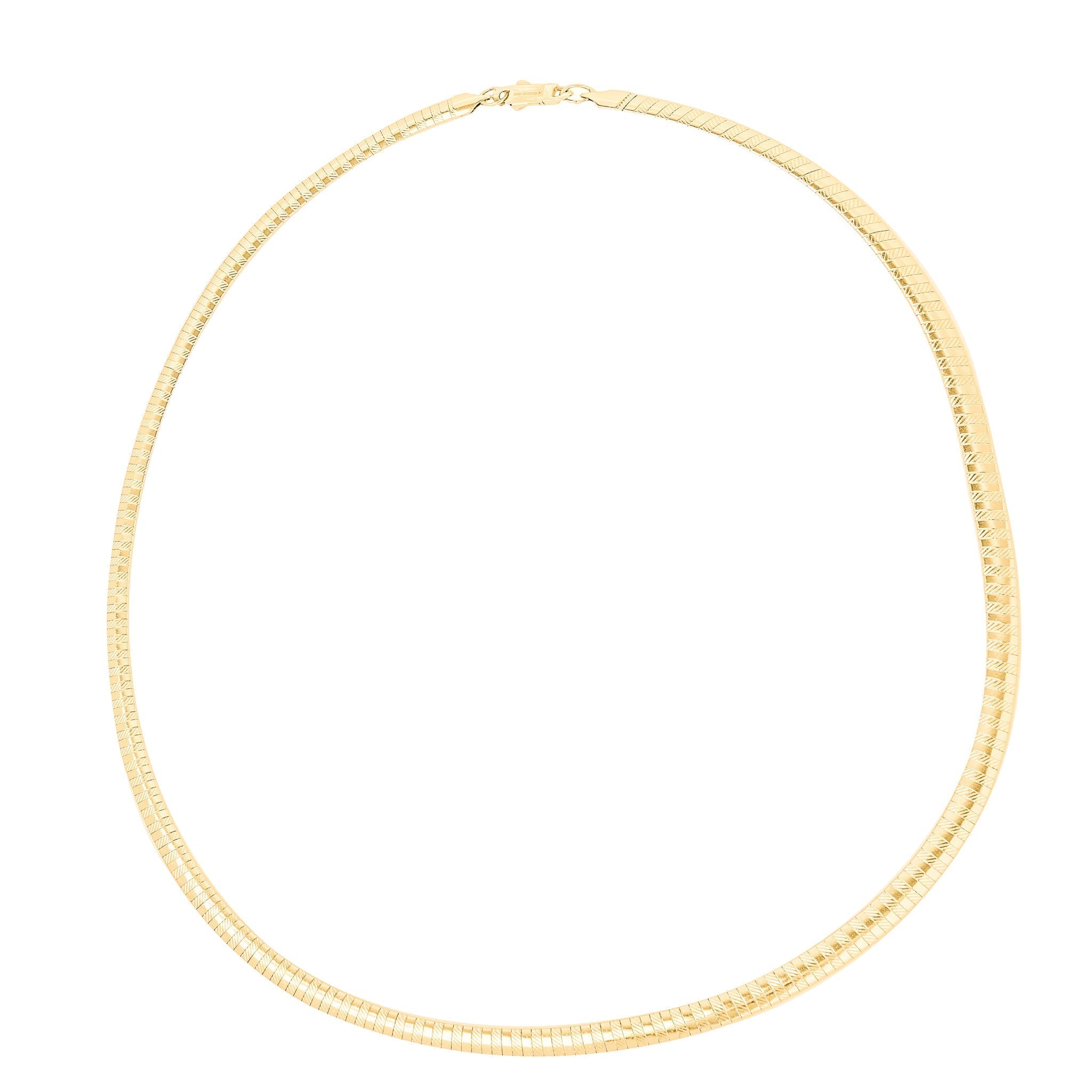 8MM gold omega chain necklace laid in circular formation