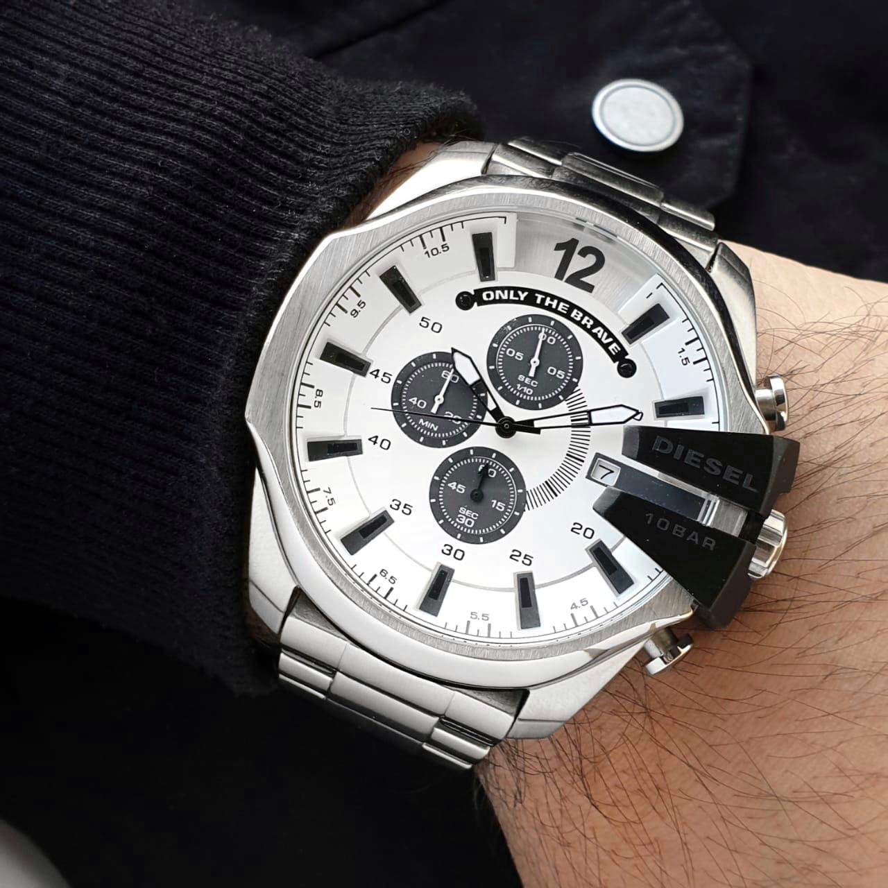 Diesel Mega Chief Chrono Men's Watch DZ4501 - The Watches Men & CO #4