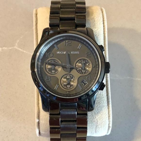 Michael Kors Runway Chronograph Grey Dial Ladies Watch MK5170