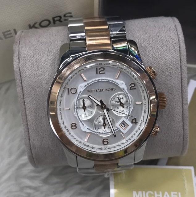 Michael Kors Bradshaw Chronograph Silver Dial Men's Watch MK8176 Water resistance: 100 meters / 330 feet Movement: Quartz  